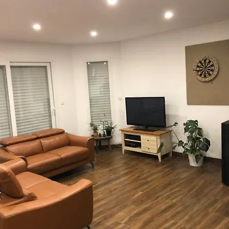 Elegante Chambre A La Campagne منزل للإقامة Montaure